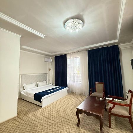Hotel Sultan Jalal-Abad Extérieur photo