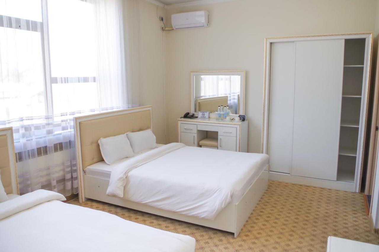 Hotel Sultan Jalal-Abad Extérieur photo