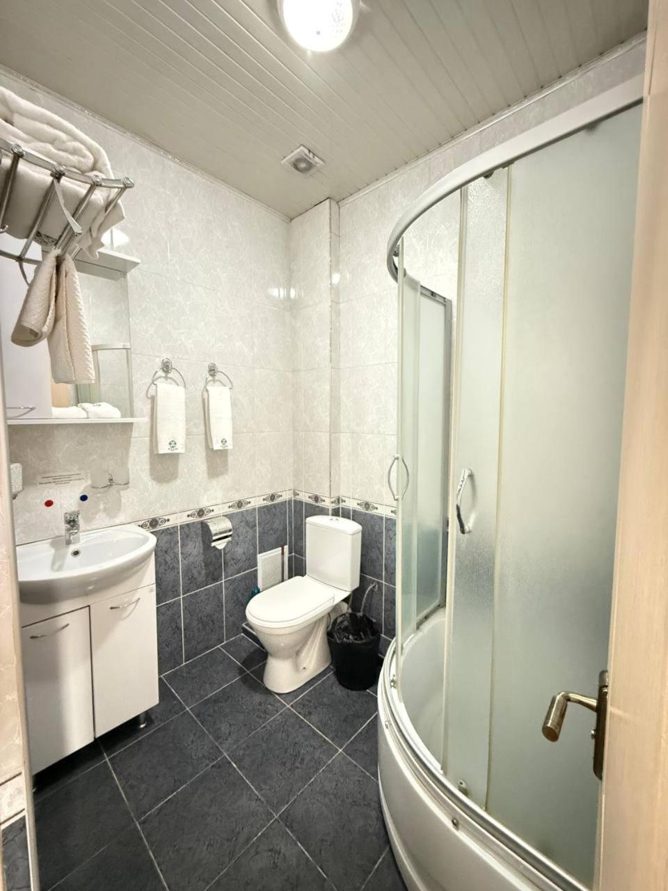 Hotel Sultan Jalal-Abad Chambre photo